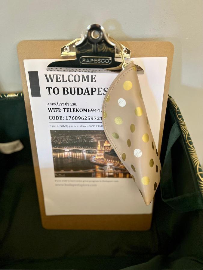 Adorable, Cosy At The Heroes' Square Апартаменты Будапешт